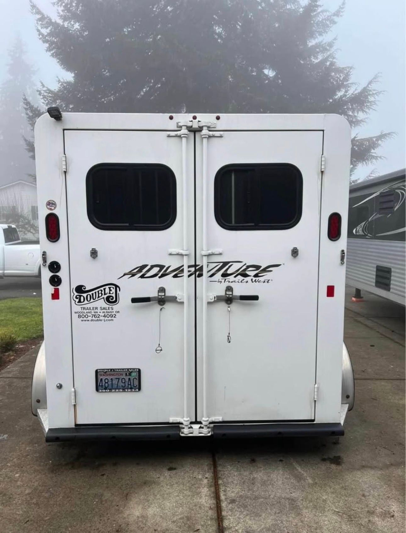 horse trailer rental