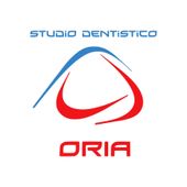 Logo per "Studio Dentistico Oria Andrea". Design curvo blu e rosso sopra il testo.