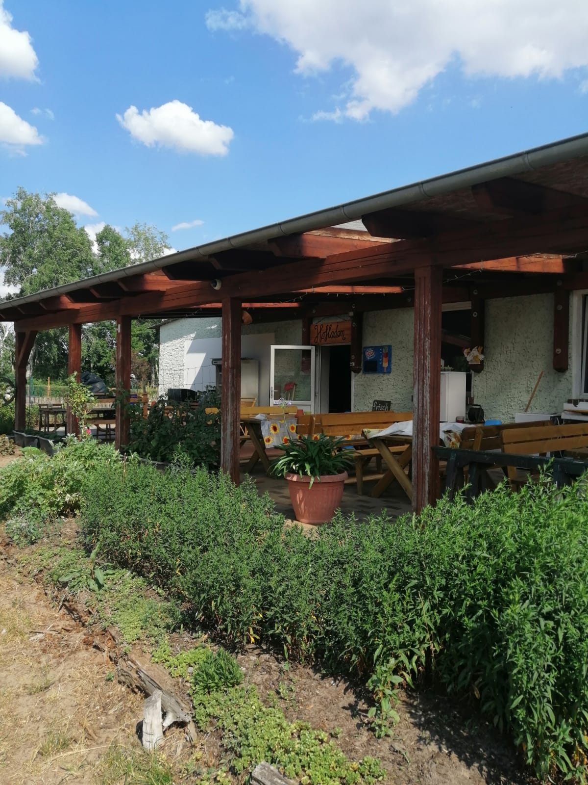 Unser Hofladen von Außen.