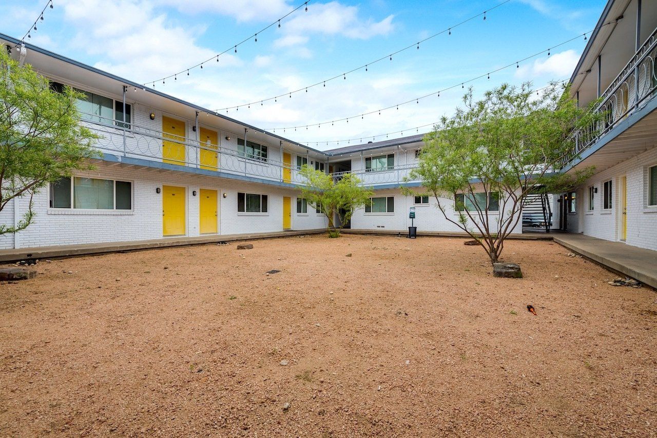 4718 Reiger Property Photo