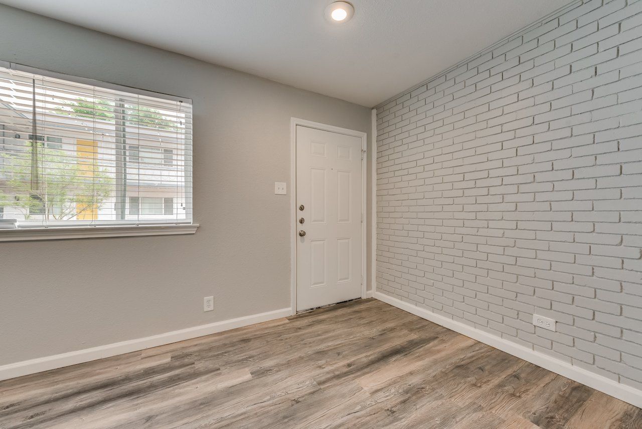 4718 Reiger Property Photo