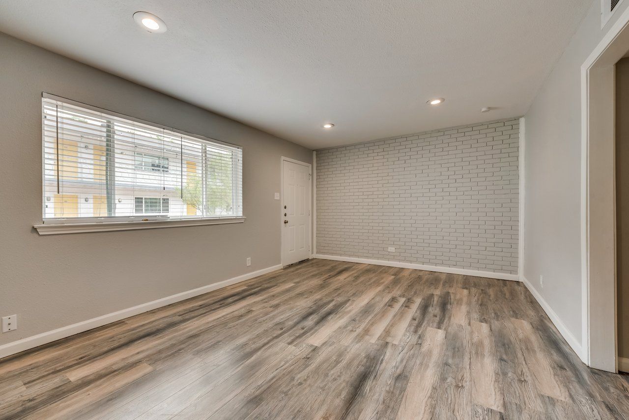 4718 Reiger Property Photo