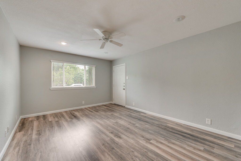 4718 Reiger One Bedroom