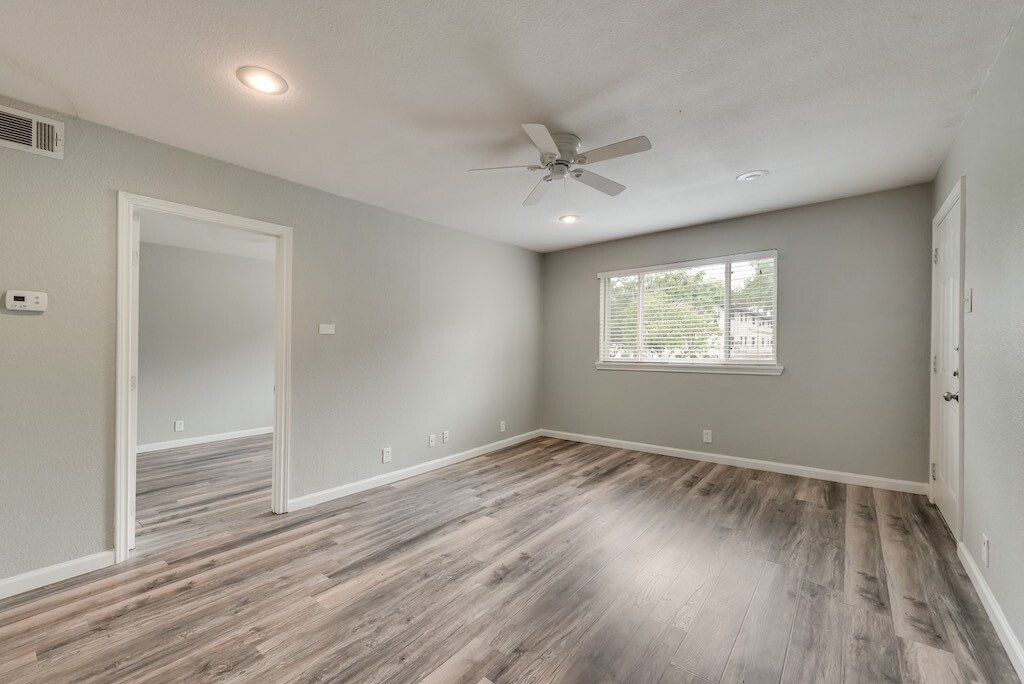 4718 Reiger One Bedroom