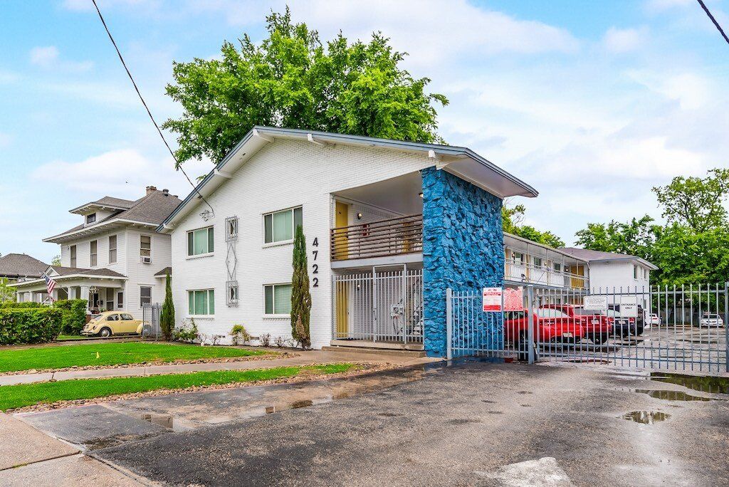 4718 Reiger One Bedroom