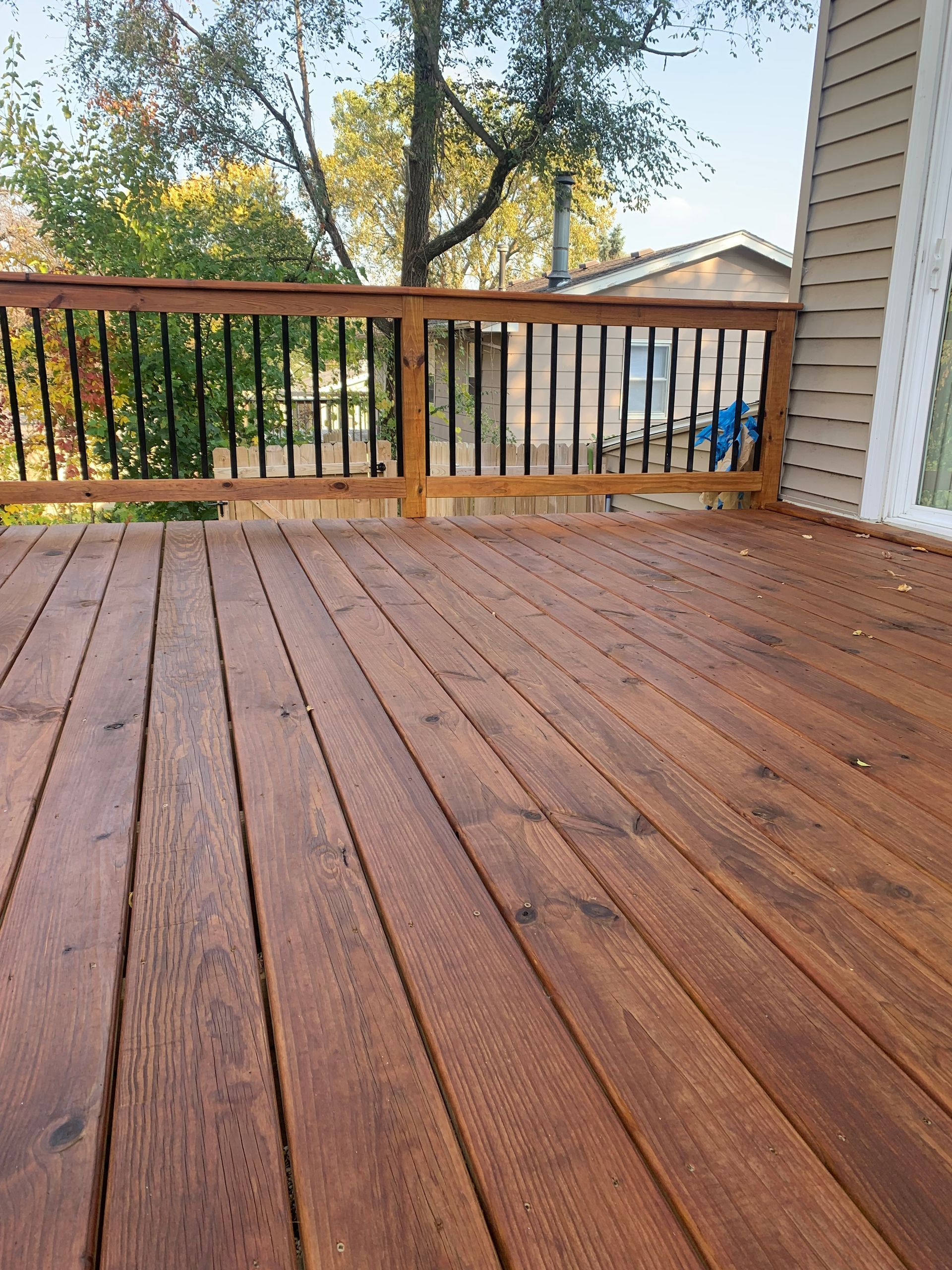 Wood Staining in Des Moines, IA | CPW and More LLC