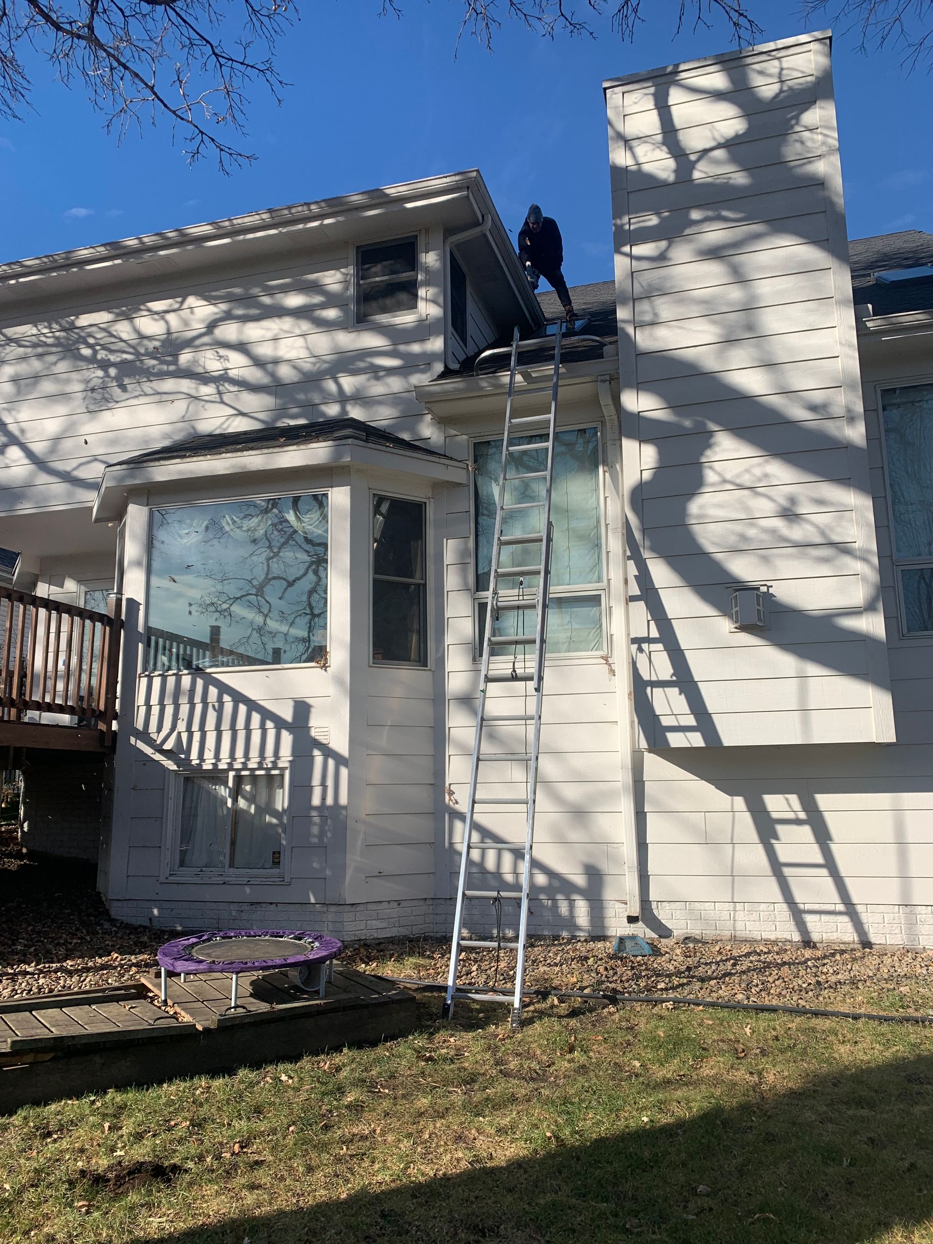 Gutter Cleaning Service in Des Moines, IA | CPW GROUP