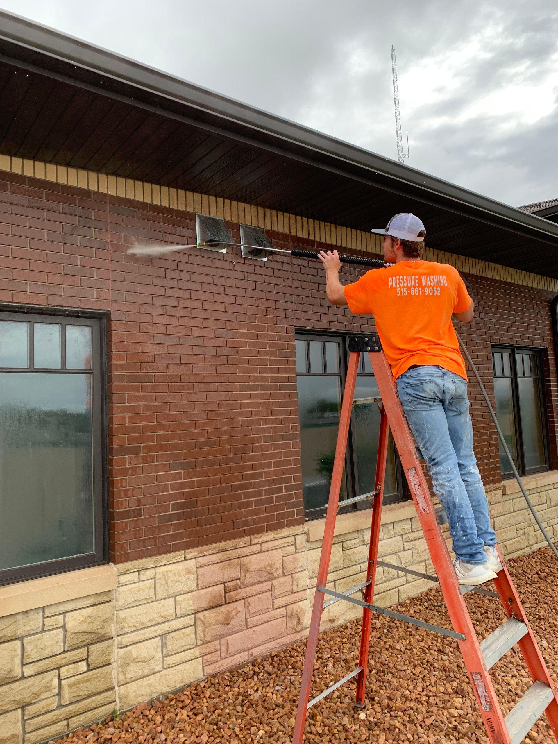 Brick Cleaning in Des Moines, IA | CPW GROUP