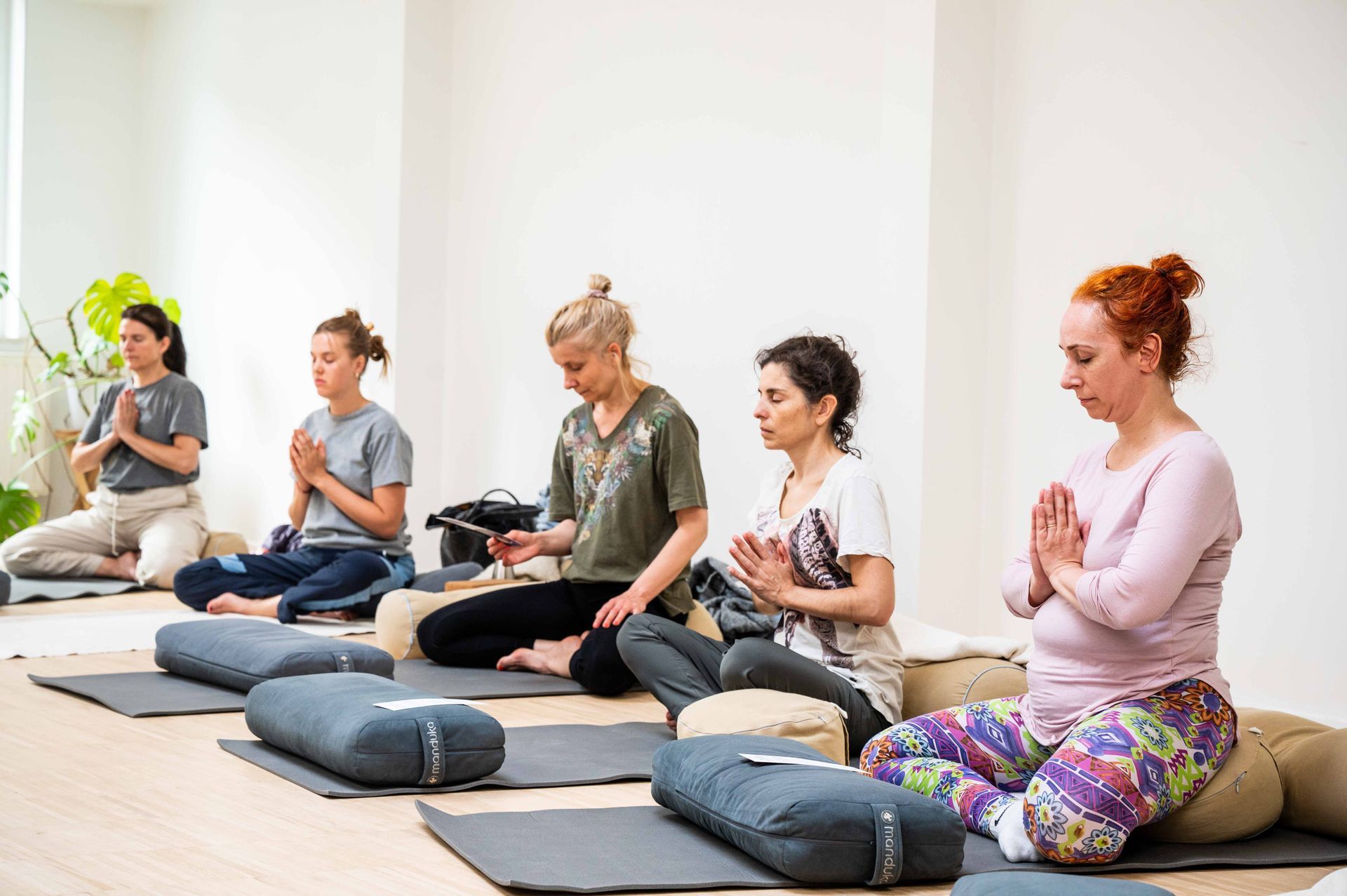Yoga Space Brussels, yoga brussels, brussels yoga, yoga studio brussels