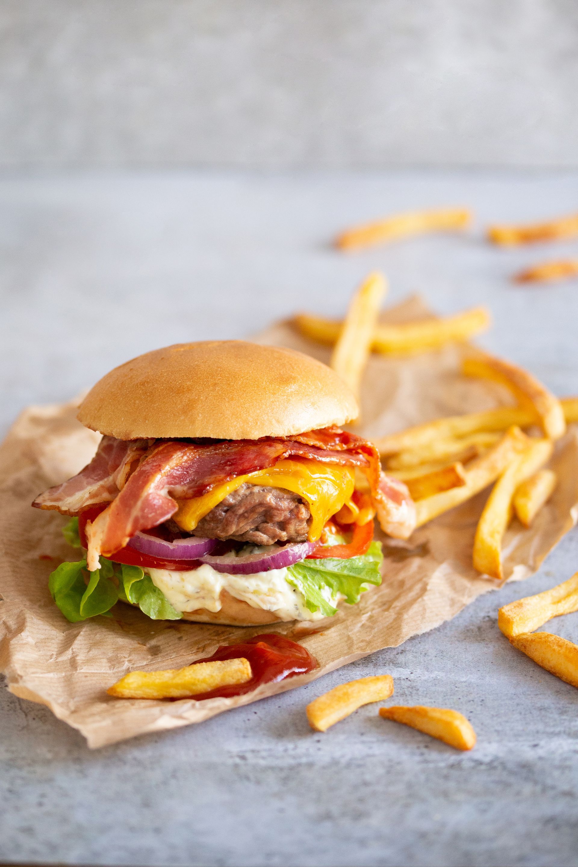 burger crispy bacon