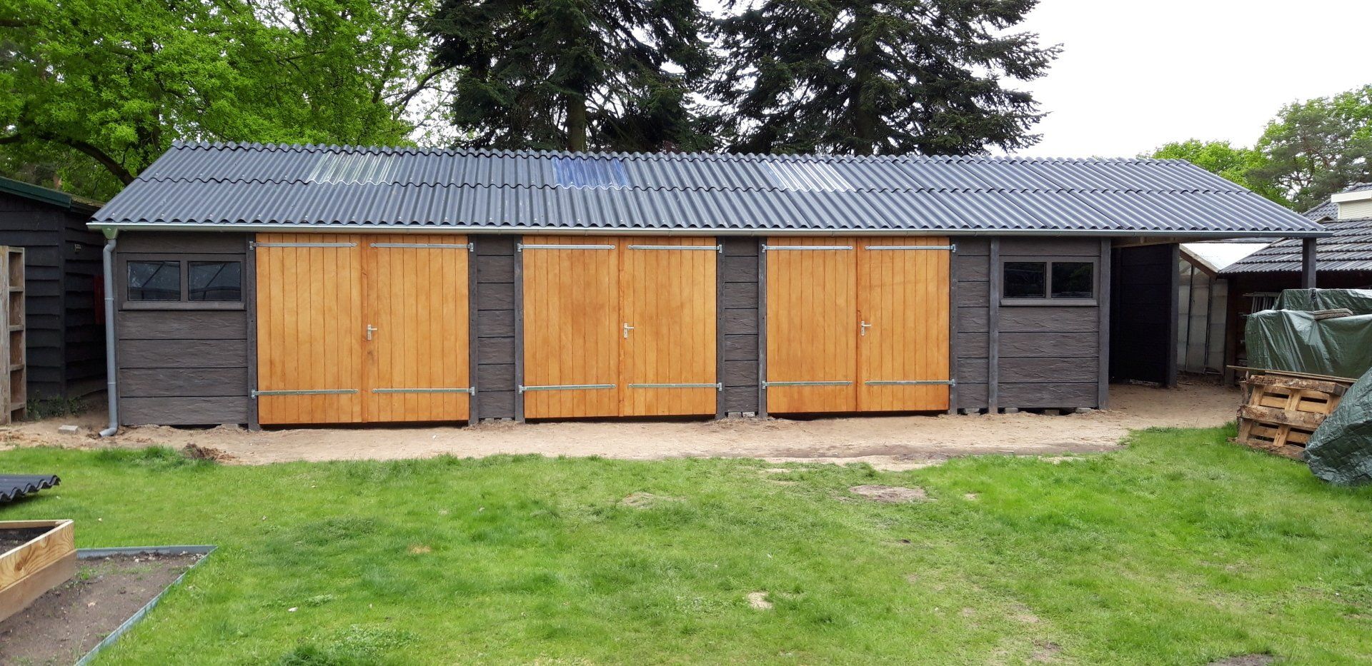 Garage in Middelbeers