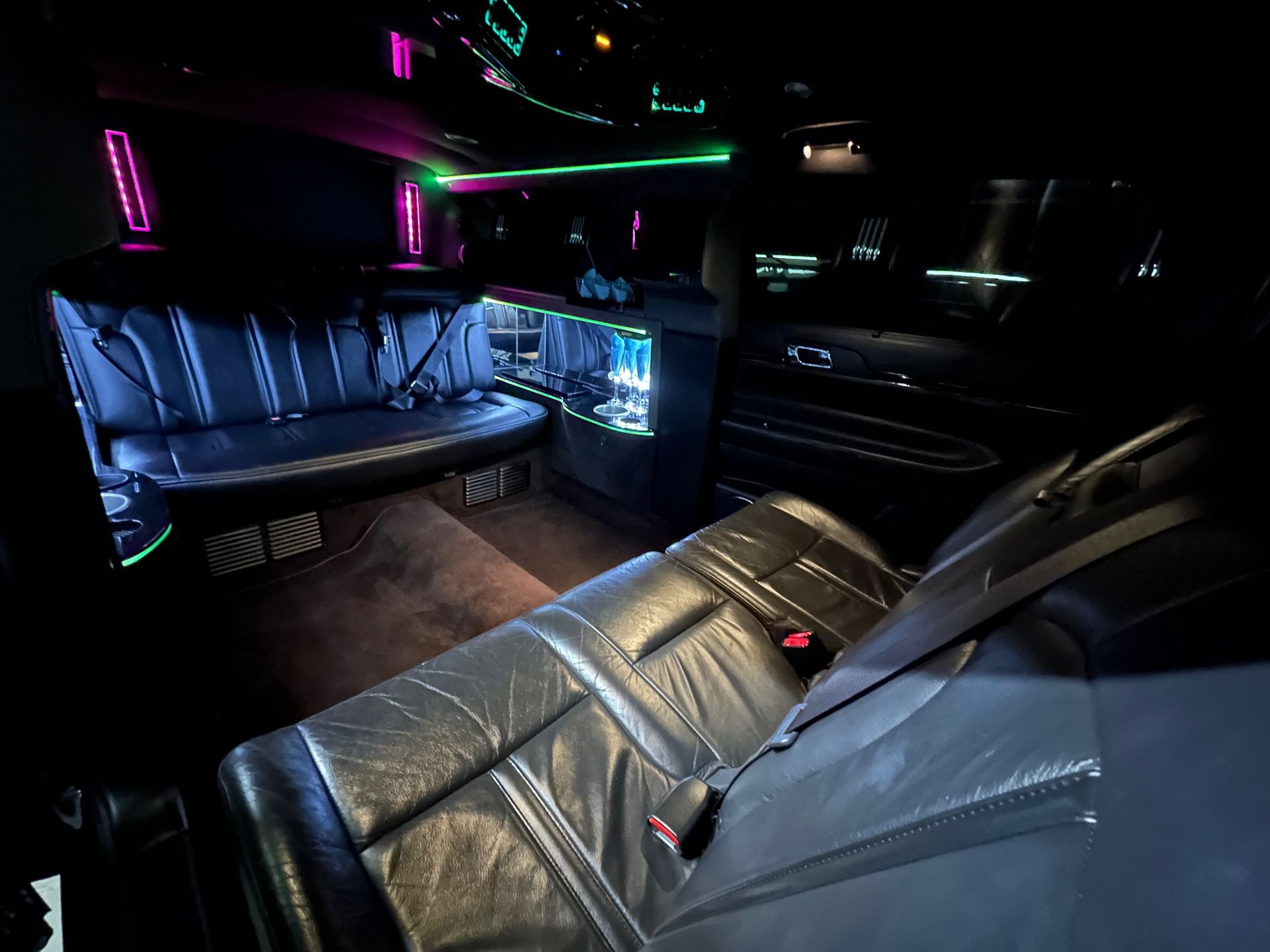 Lincoln MKT stretch car limo interior with LED lighting