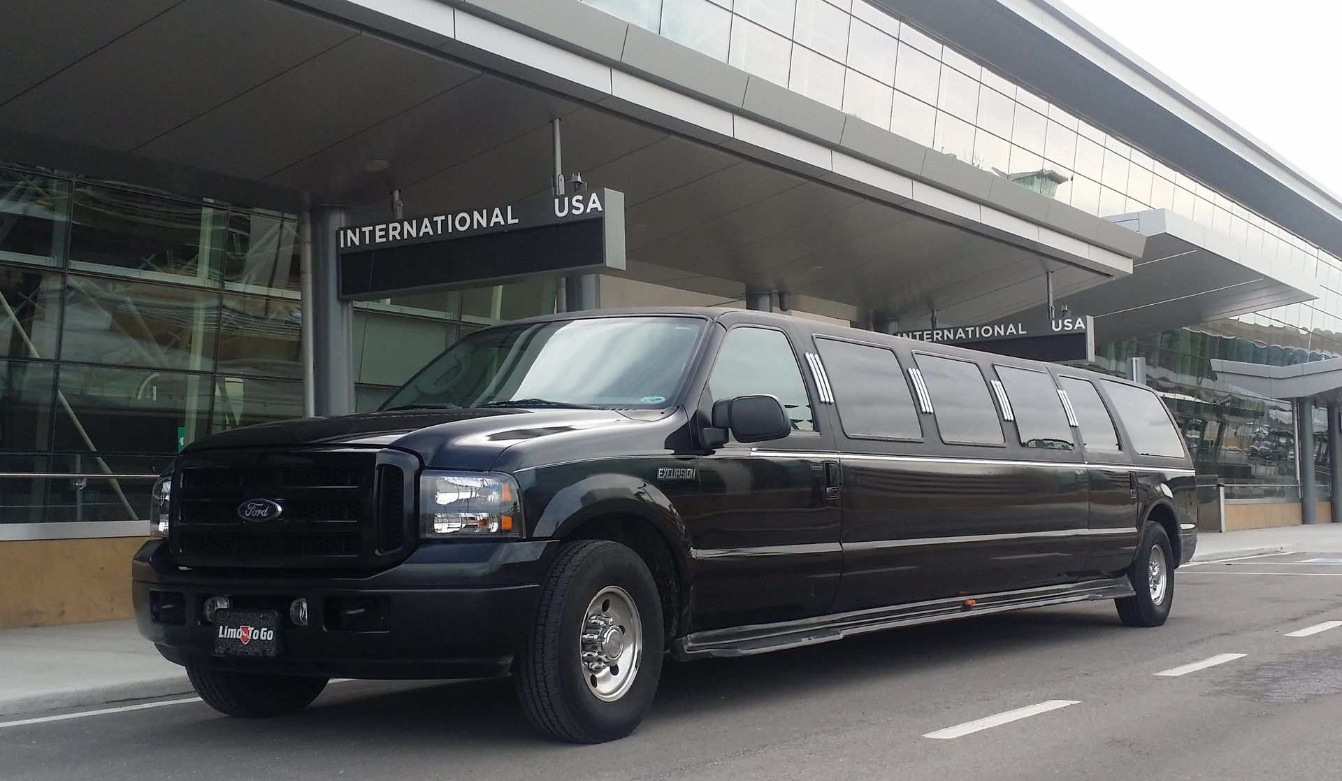 Ford Excursion Limousine