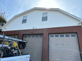 After Cleaning The Front Of Garage | Wilmington, DE | Can-Man Exterior Cleaning