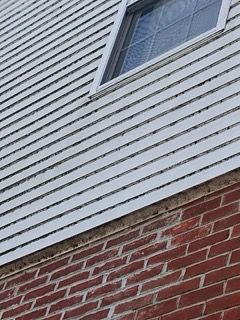 Dirty Siding Surface | Wilmington, DE | Can-Man Exterior Cleaning