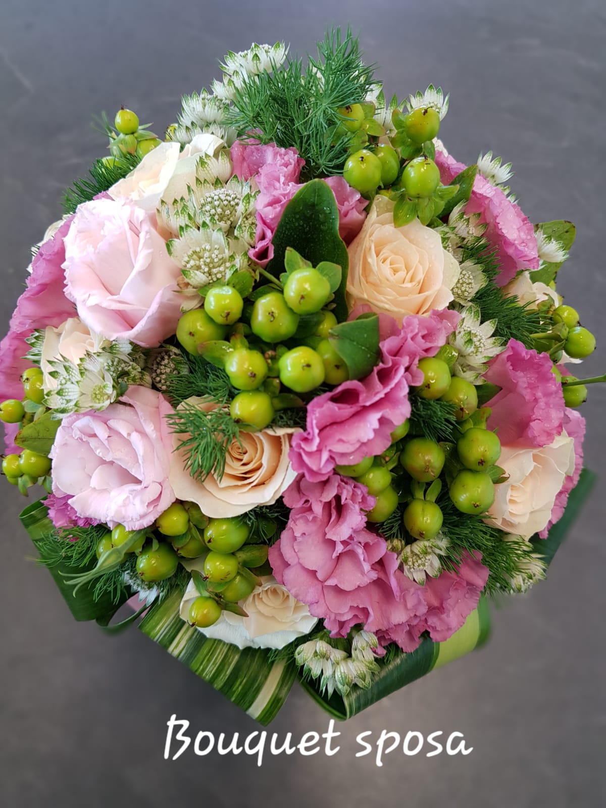 composizione floreale per il giorno delle nozze