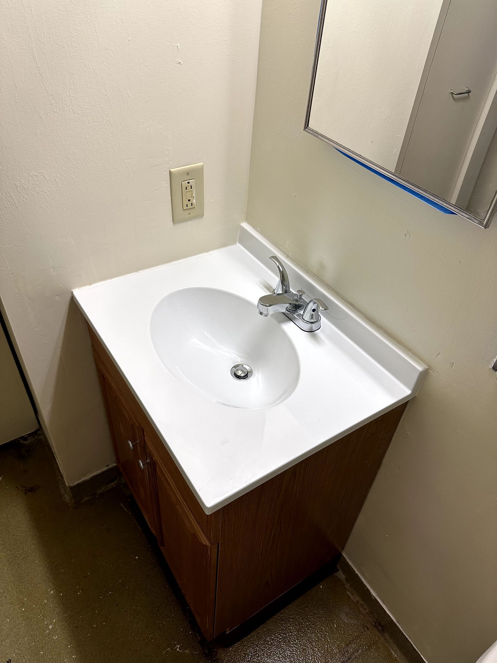 An after shot of a bathroom in a hoard cleanup in Pittsburgh, PA by Kingdom Bio Recovery & Restoration