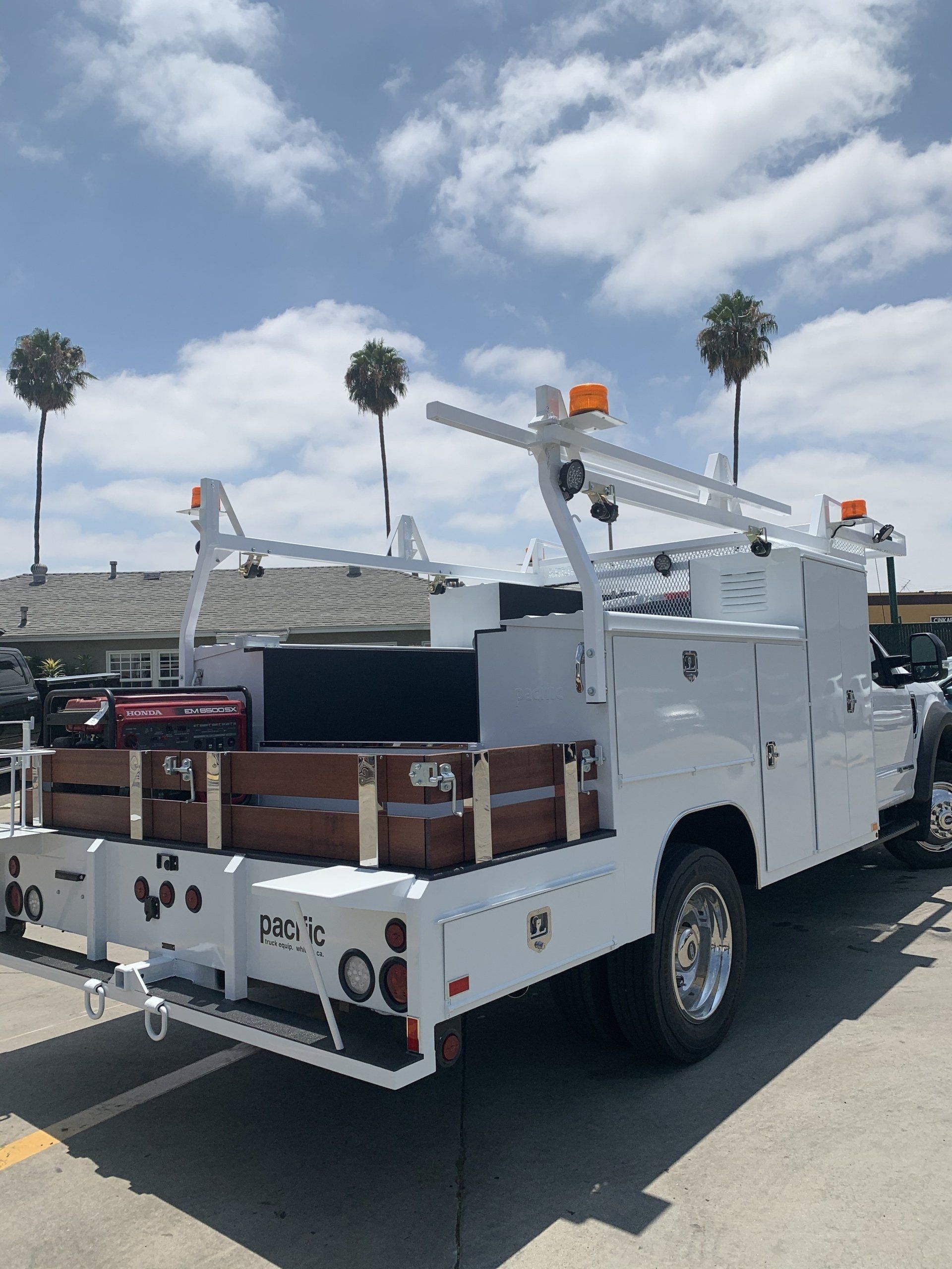 Combo Body — Whittier, CA — Pacific Truck Equipment