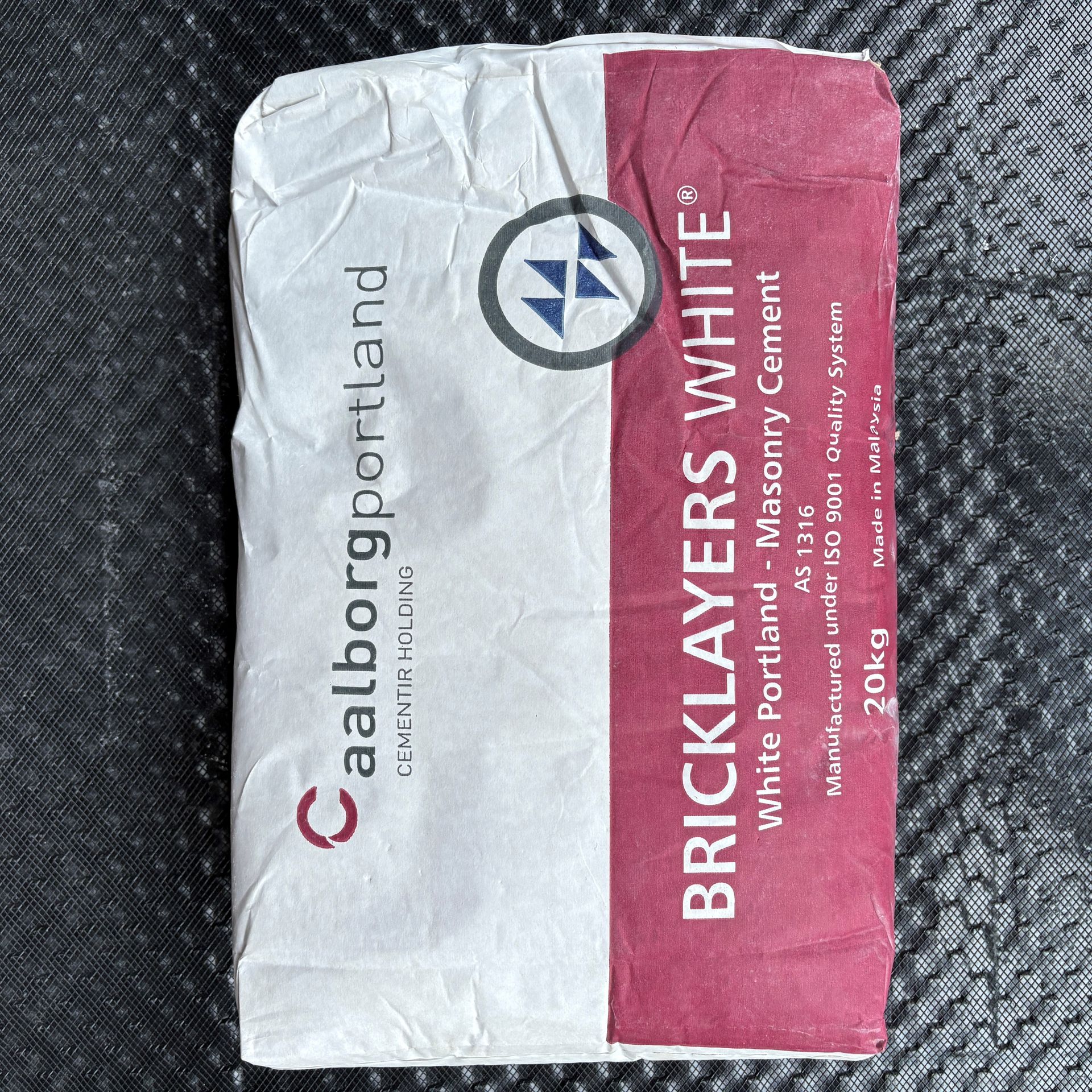 bricklayers white