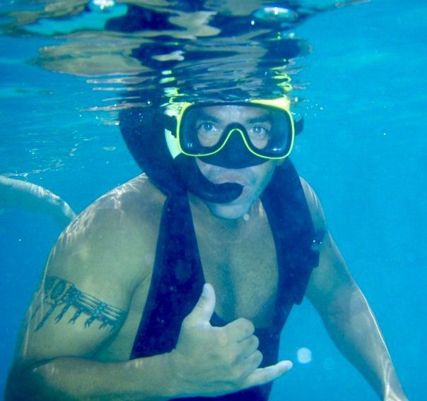 A man under the water