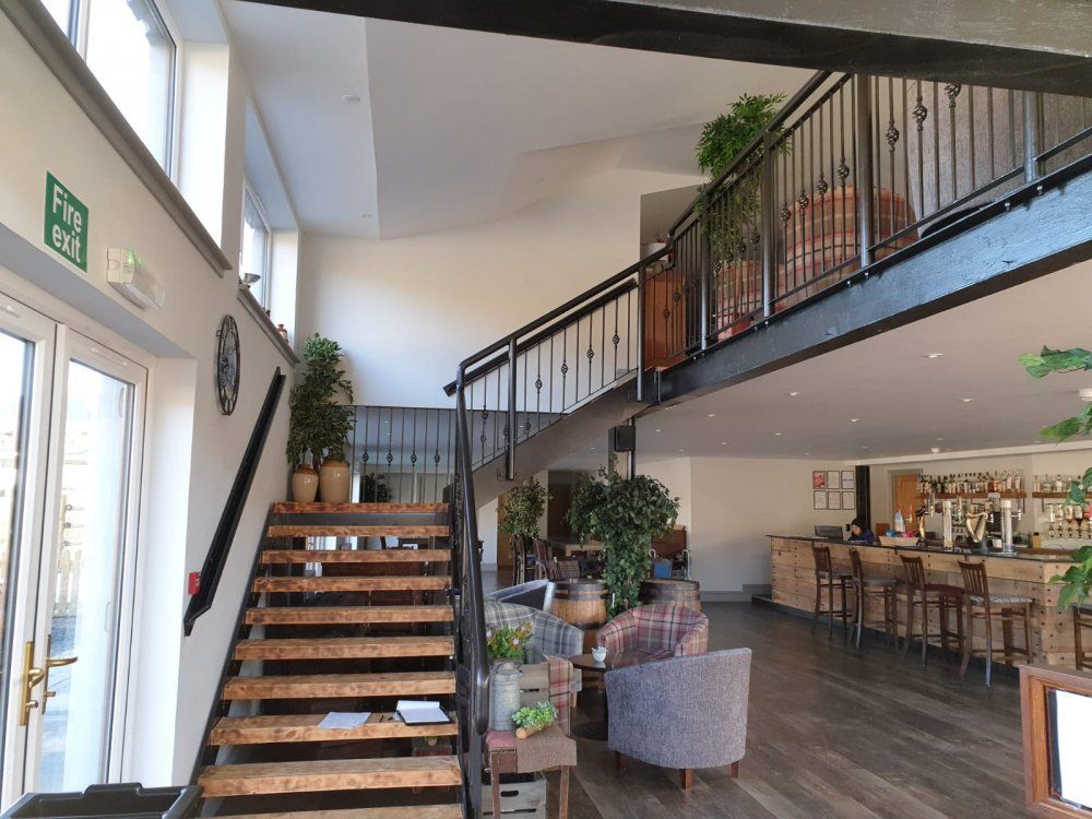 Metal railing staircase inverness