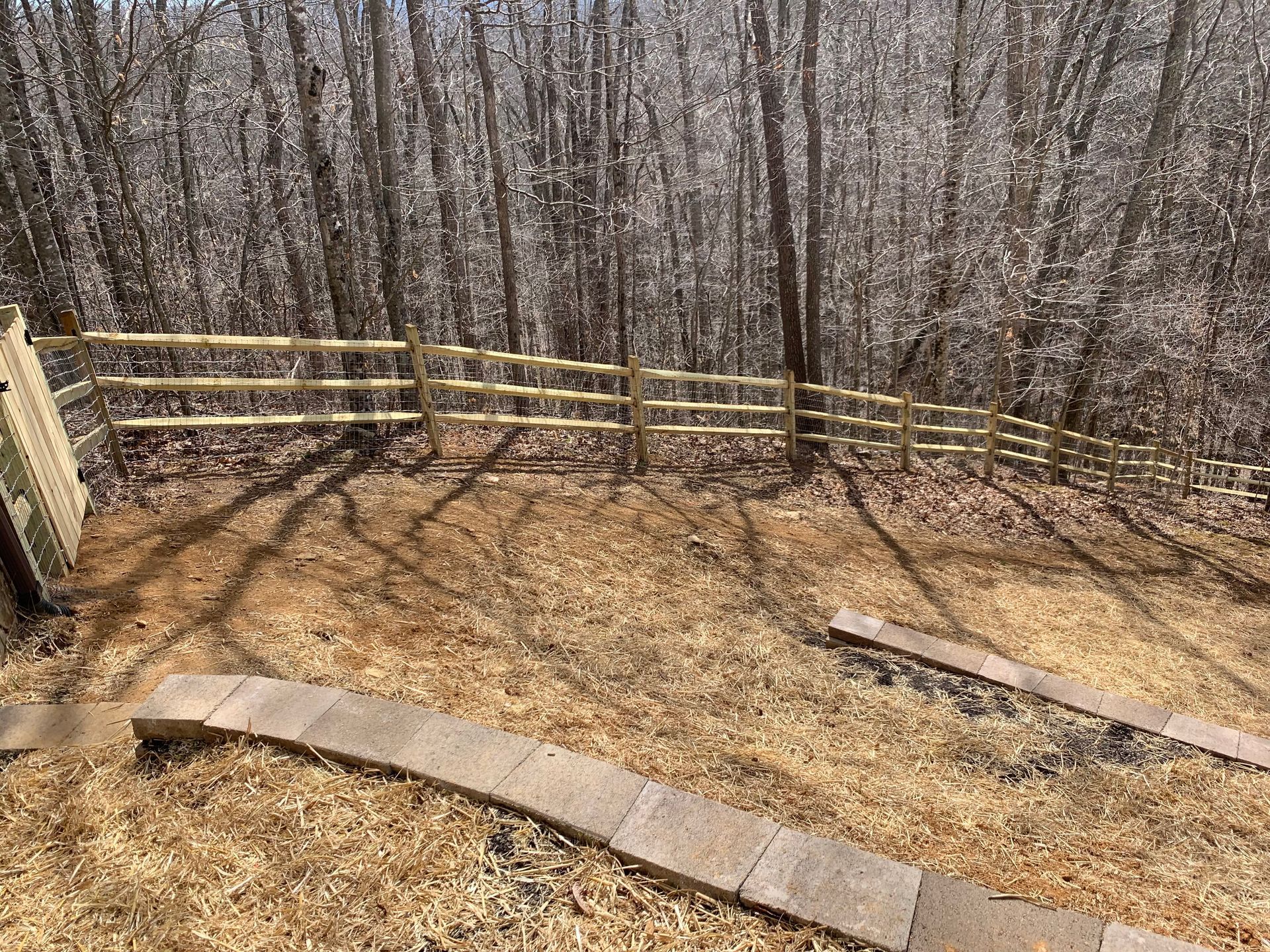 Privacy Fence — Circle Drive Villas, NC  — Mountaineer Maintenance Inc.