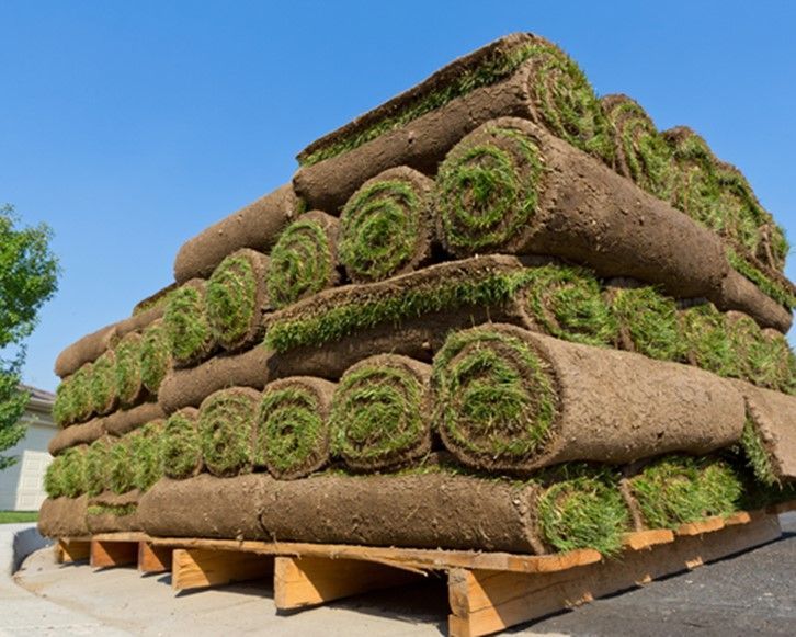 Mulching — Circle Drive Villas, NC  — Mountaineer Maintenance Inc.