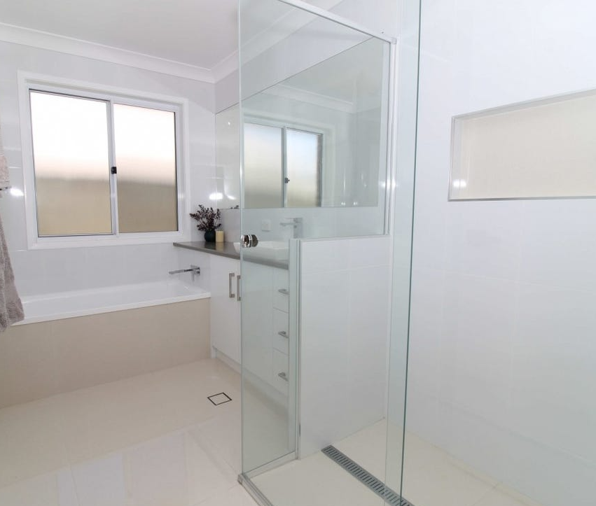 modern white bathroom