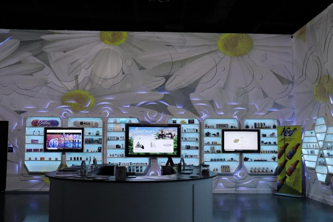 Doobie Nights store experience