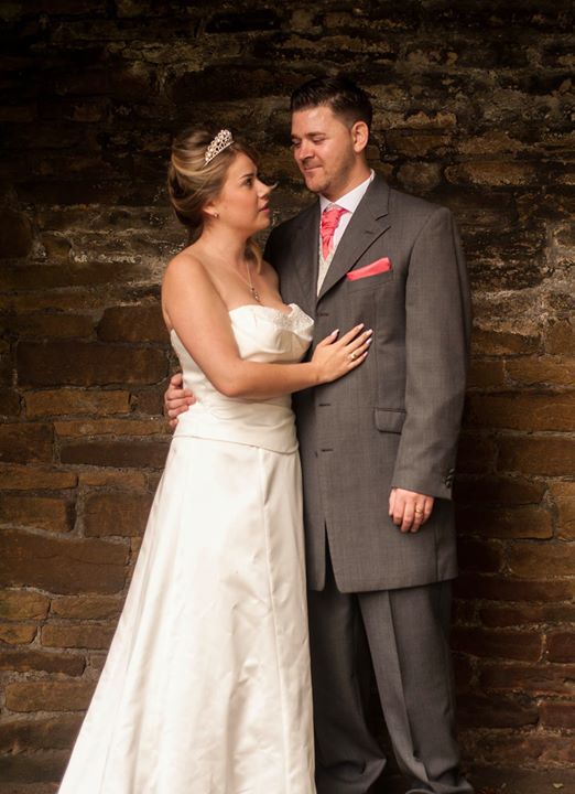 Picture of a newly wed couple