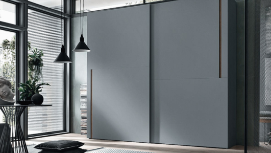 armadio con spazio per la TV