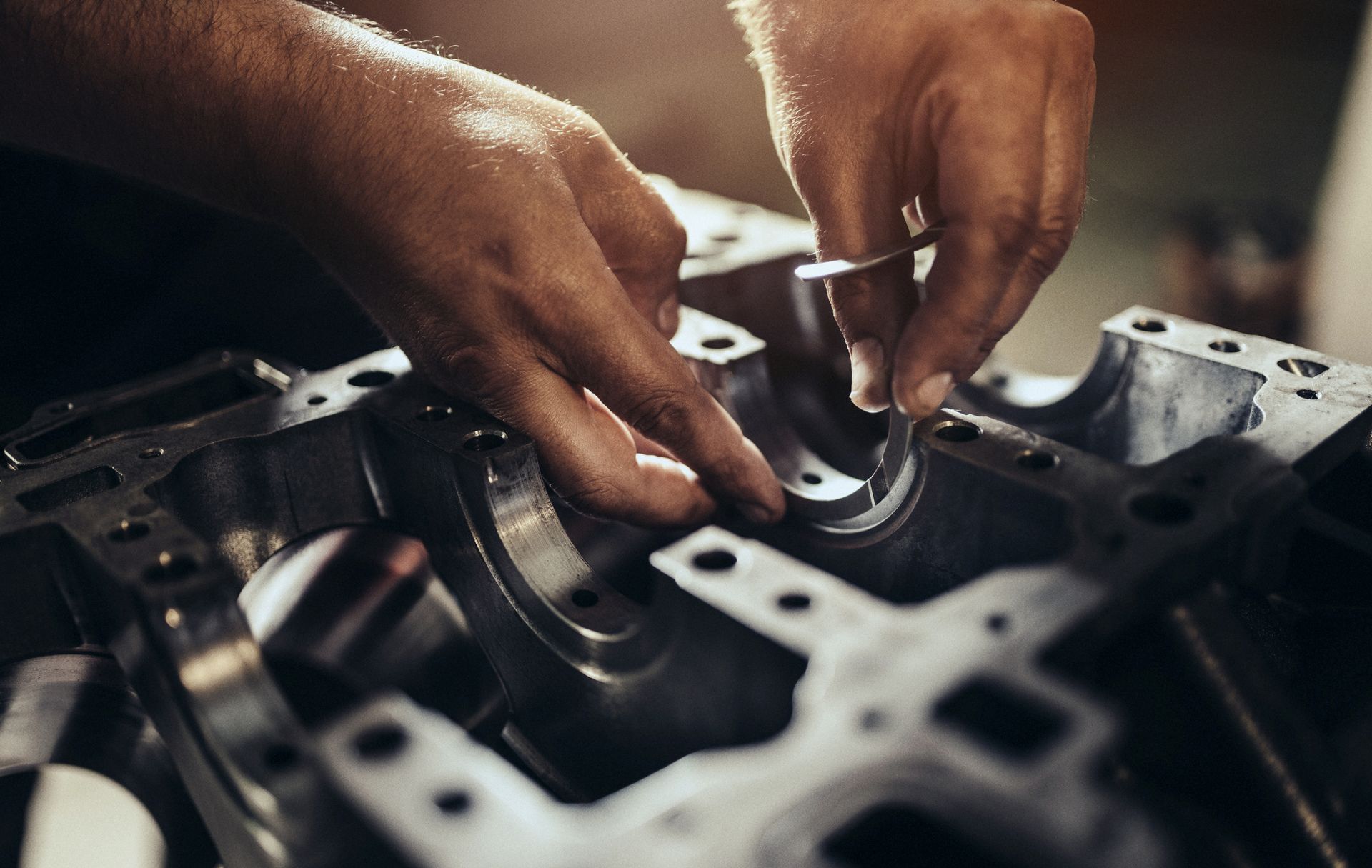 Optimal oil and lubrication techniques for peak performance — Gippsland, VIC — Rotaret Hydraulic Engineering