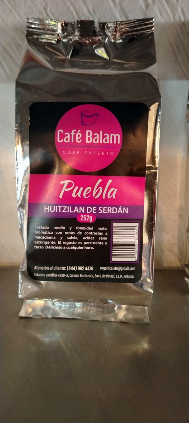 Bolsa de café con etiqueta 
