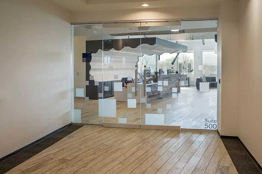 3800 Horizon Gallery