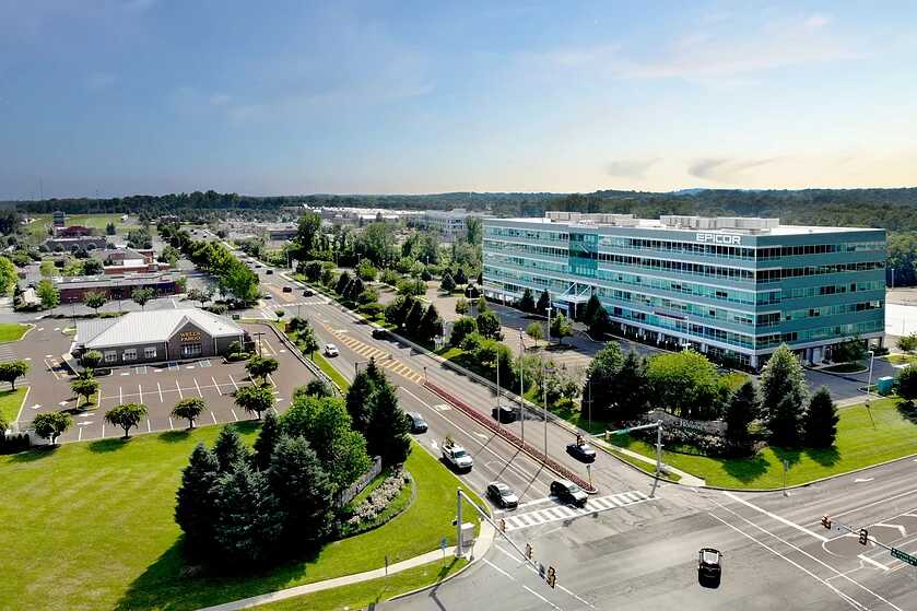 3800 Horizon Gallery