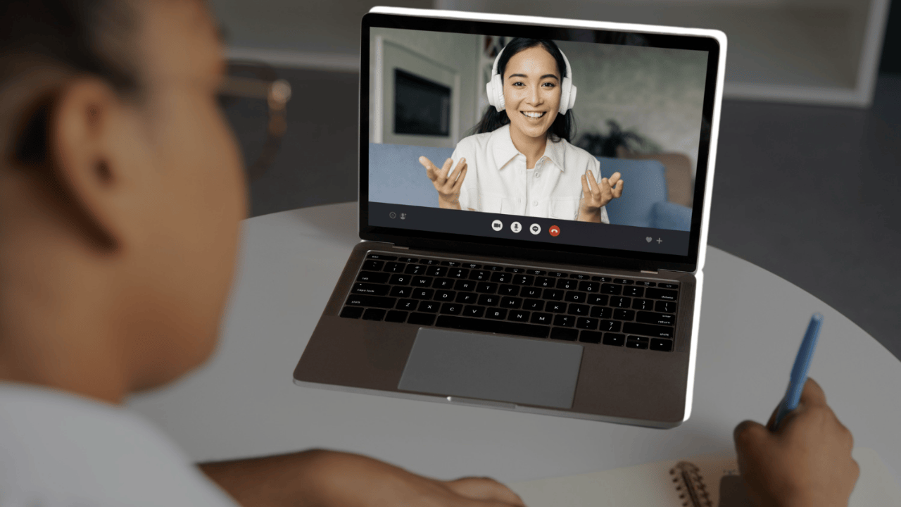 What to Look for When Hiring a Real Estate Virtual Assistant