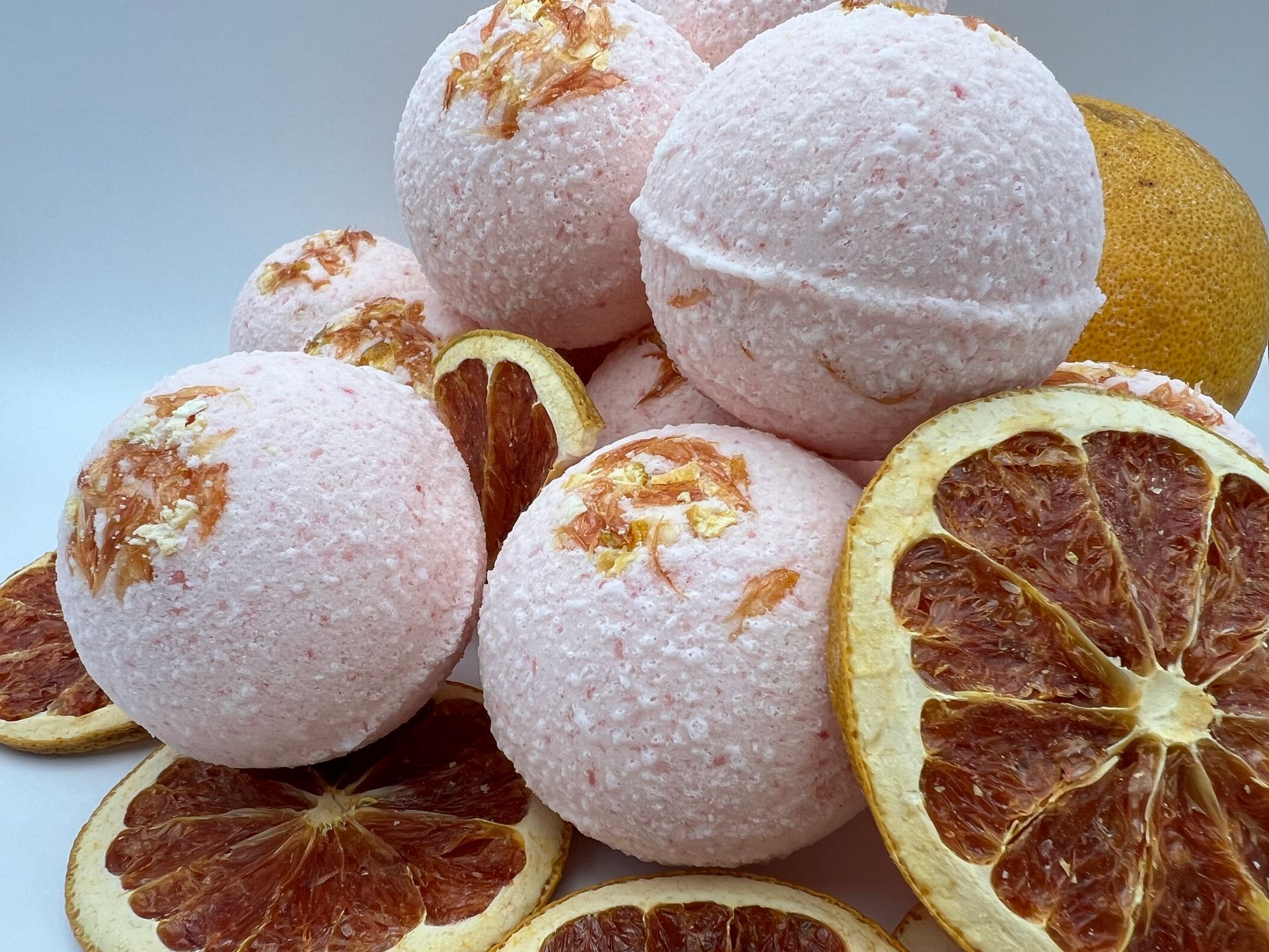 Pink Grapefruit Bath Bomb