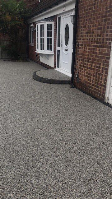 Resin driveways by West London Paving