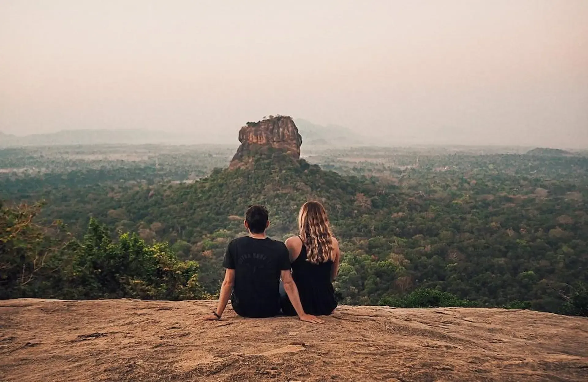 Pidurangala-Rock-viewpoint-overlooking-Sigiriya-Sri-Lanka