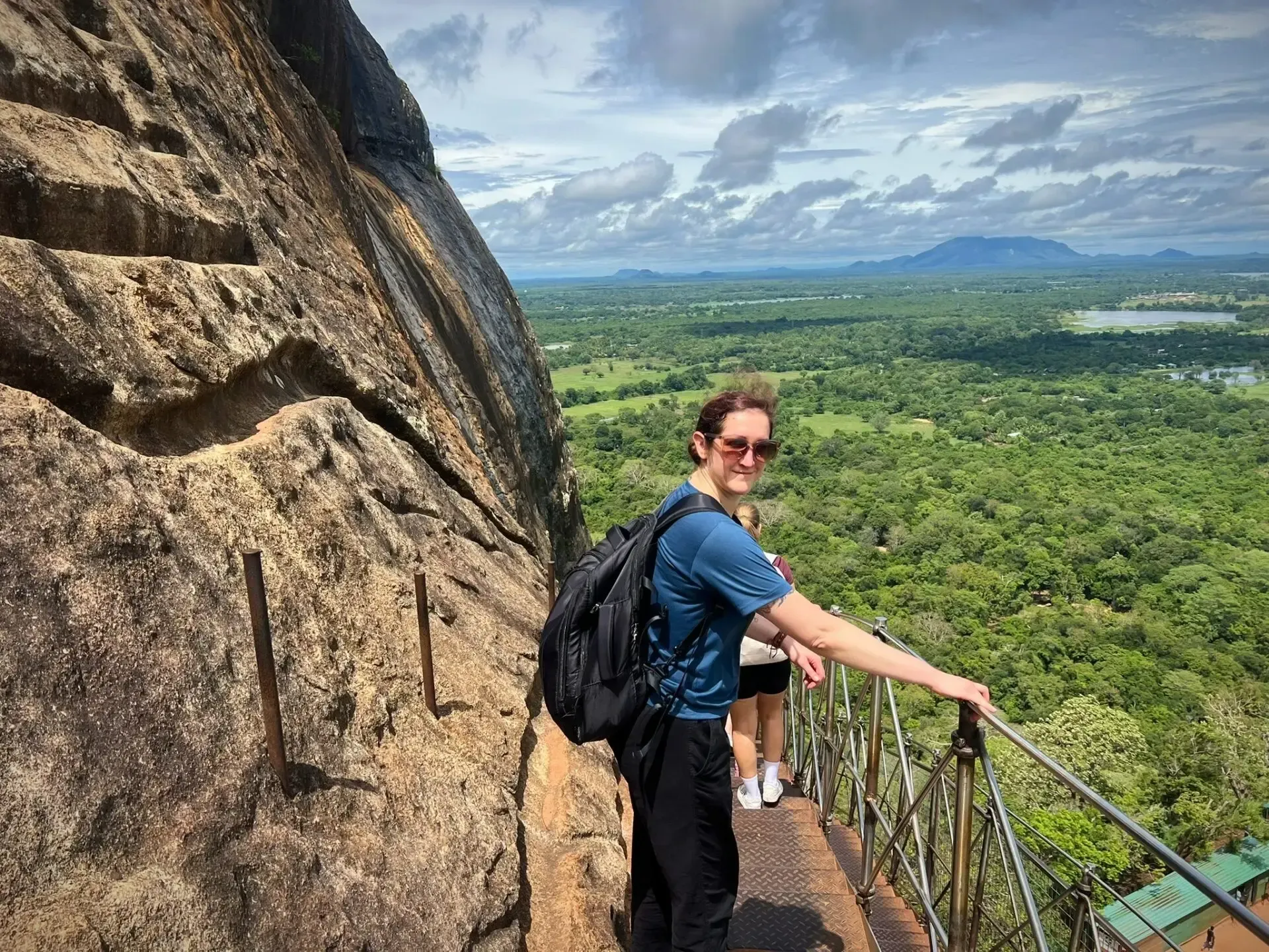 Travelers-exploring-Sigiriya-Rock-Fortress-near-Dambulla-Sri-Lanka