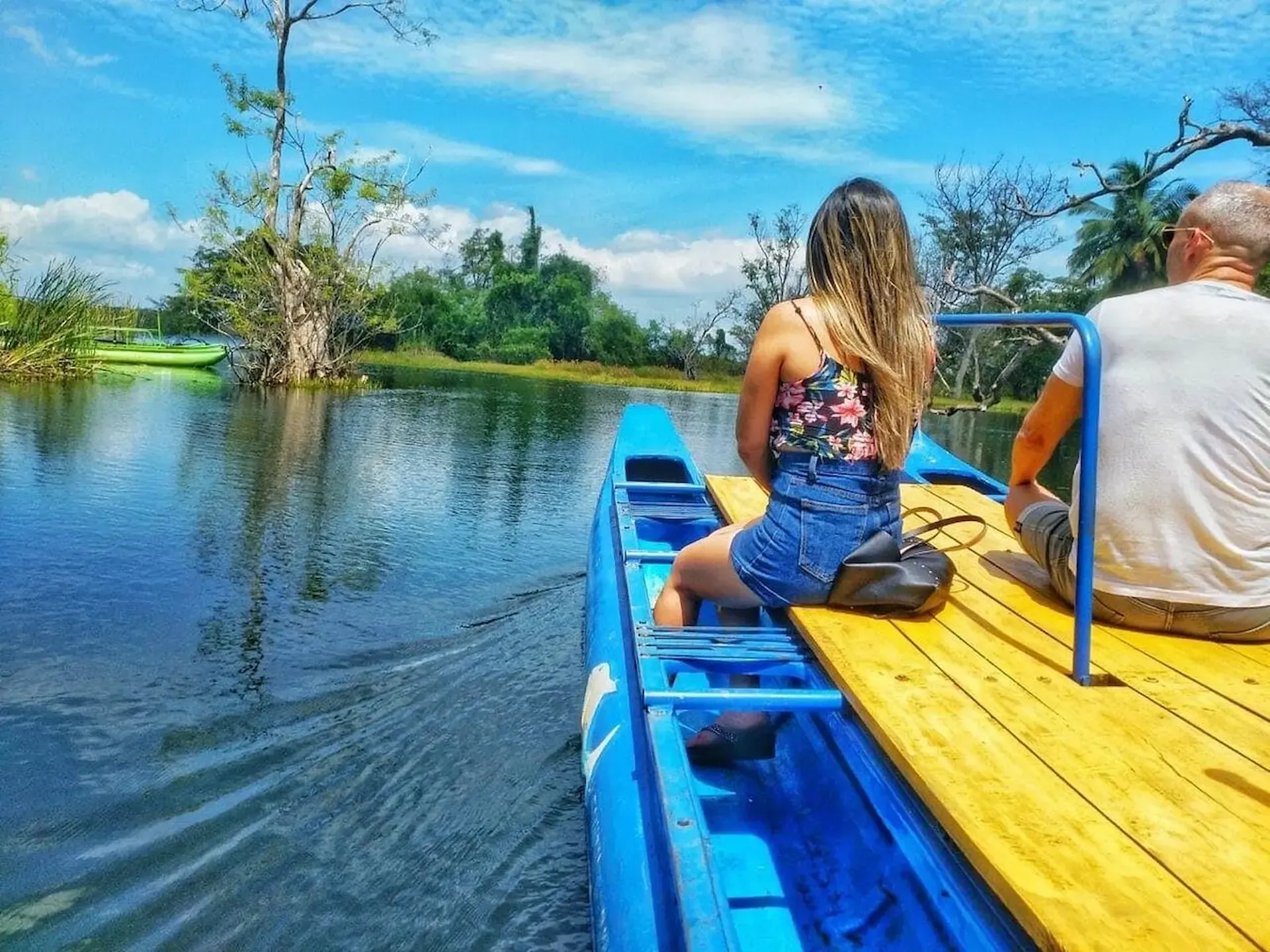 catamaran-boat-ride-habarana