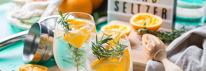 Bubbly, refreshing drinks are very popular nowadays among consumers. But what are the main differences between sparkling water vs seltzer? Find out here-1