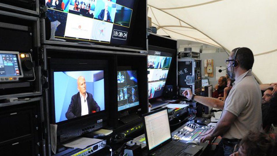 Cortina InContra regia video