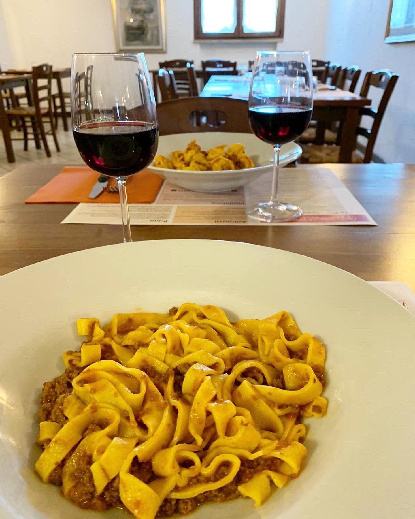 piatto di tagliatelle romagnole