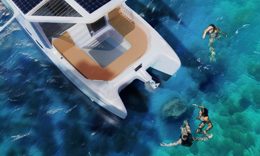 Milikan boat m10 solar panel roof