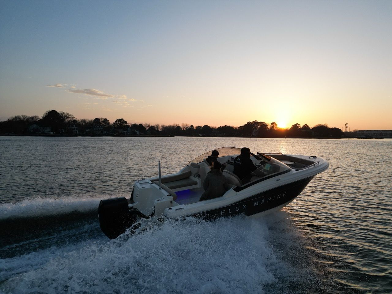 Flux Scout Dorado electric boat in water