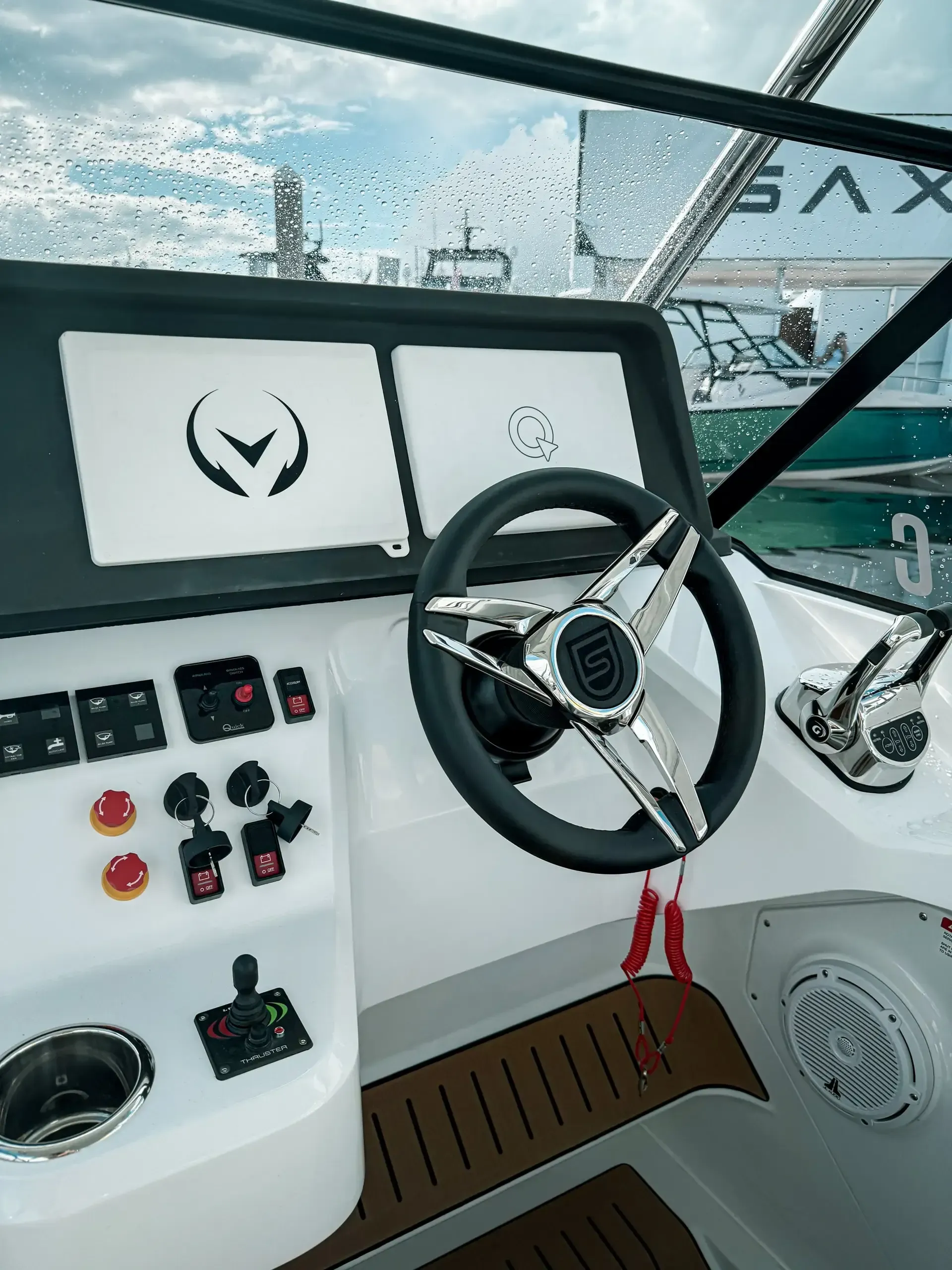 STerk31 helm with vision marine nav screen and control panel 