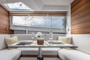 luxury galley Orphie 39 trimaran