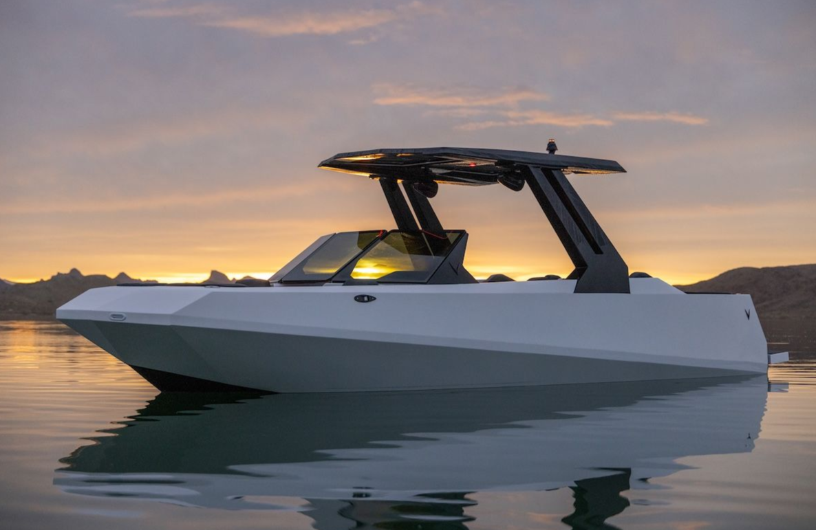 Water sport electric powerboat Voltaic Marine AEW24 specifications 