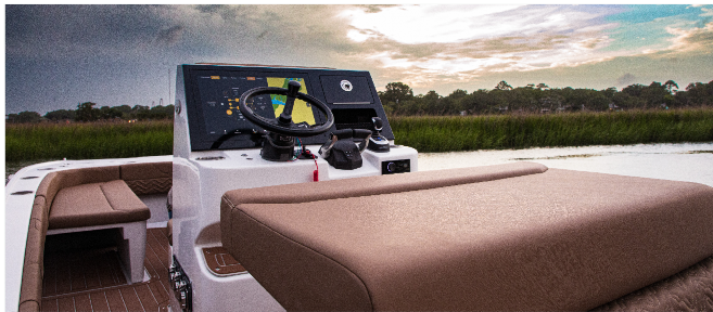 Volare Artemis 23' helm open layout